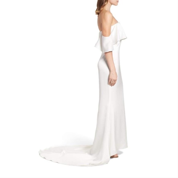 Lovers + Friends The Santa Barbara Off Shoulder Gown White Size 10 - Picture 10 of 12